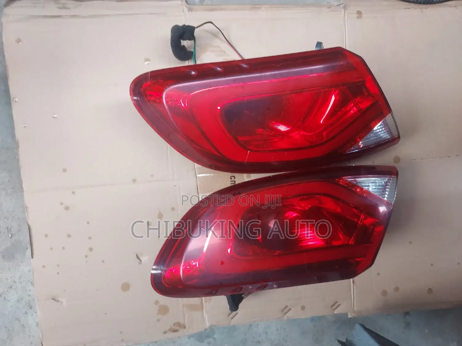 Tail Light Crysler 200