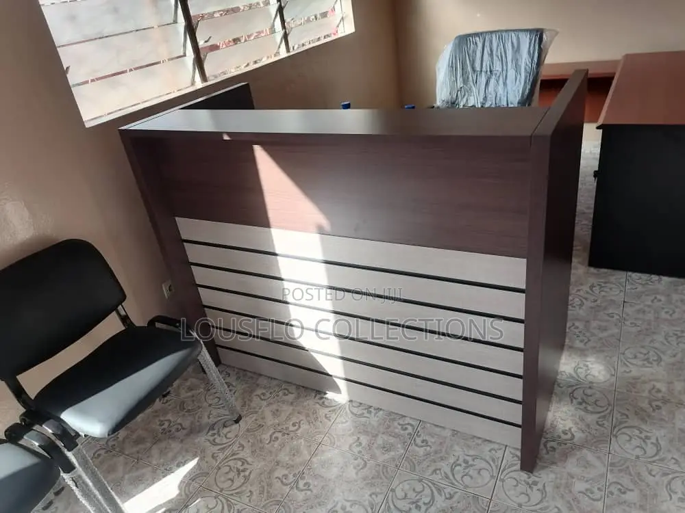 Quality Reception Desk