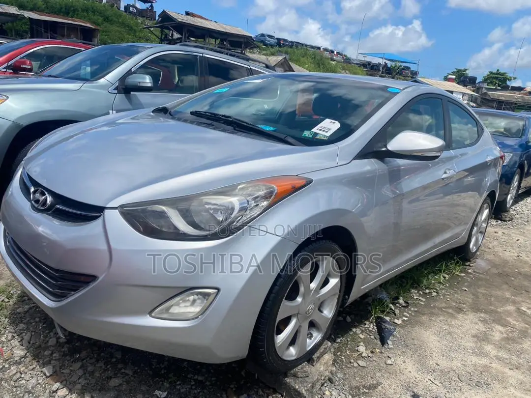 Hyundai Elantra Limited 2012 Silver