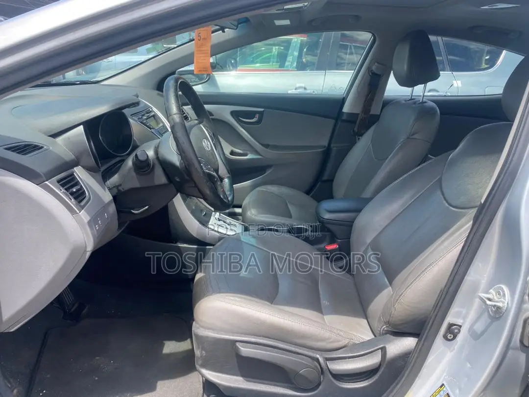Hyundai Elantra Limited 2012 Silver
