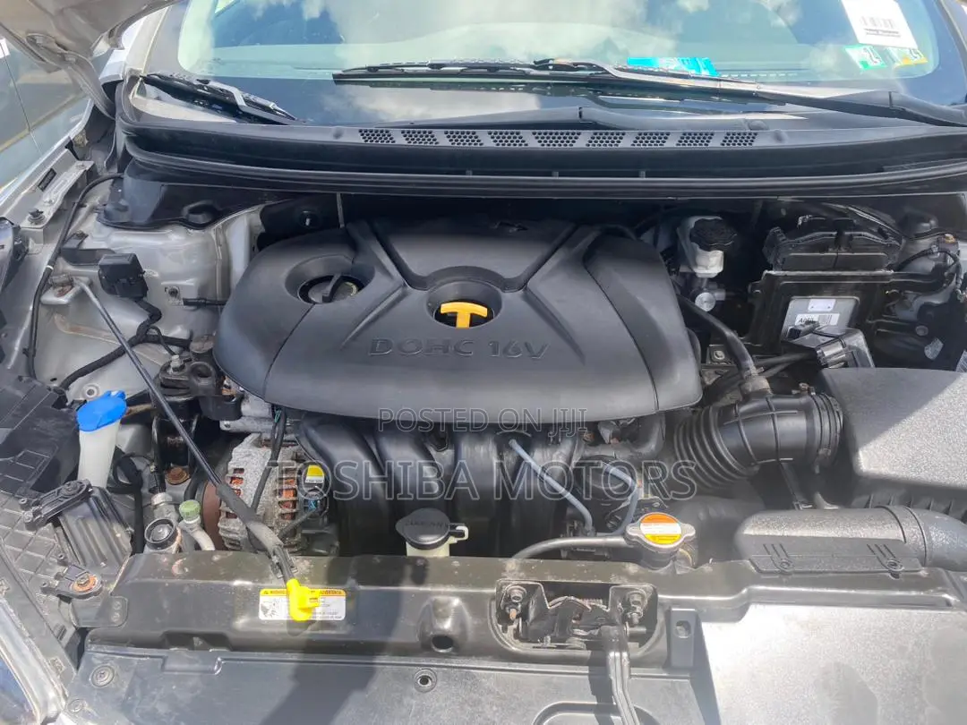 Hyundai Elantra Limited 2012 Silver