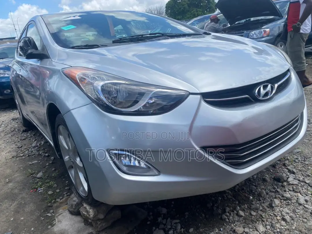 Hyundai Elantra Limited 2012 Silver