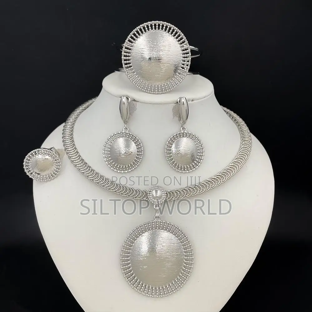 Luxury Set of Ladies Jewelry