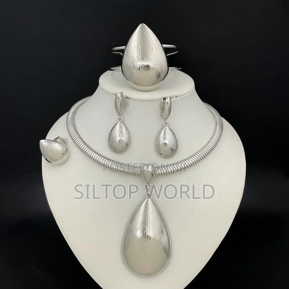 Luxury Set of Ladies Jewelry
