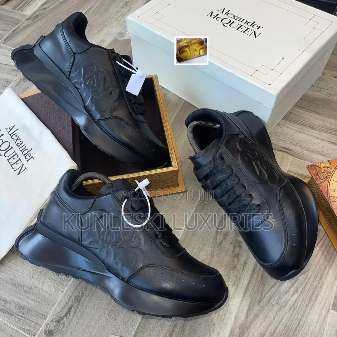Original Alexander McQueen Sprint Runner Leather Sneakers