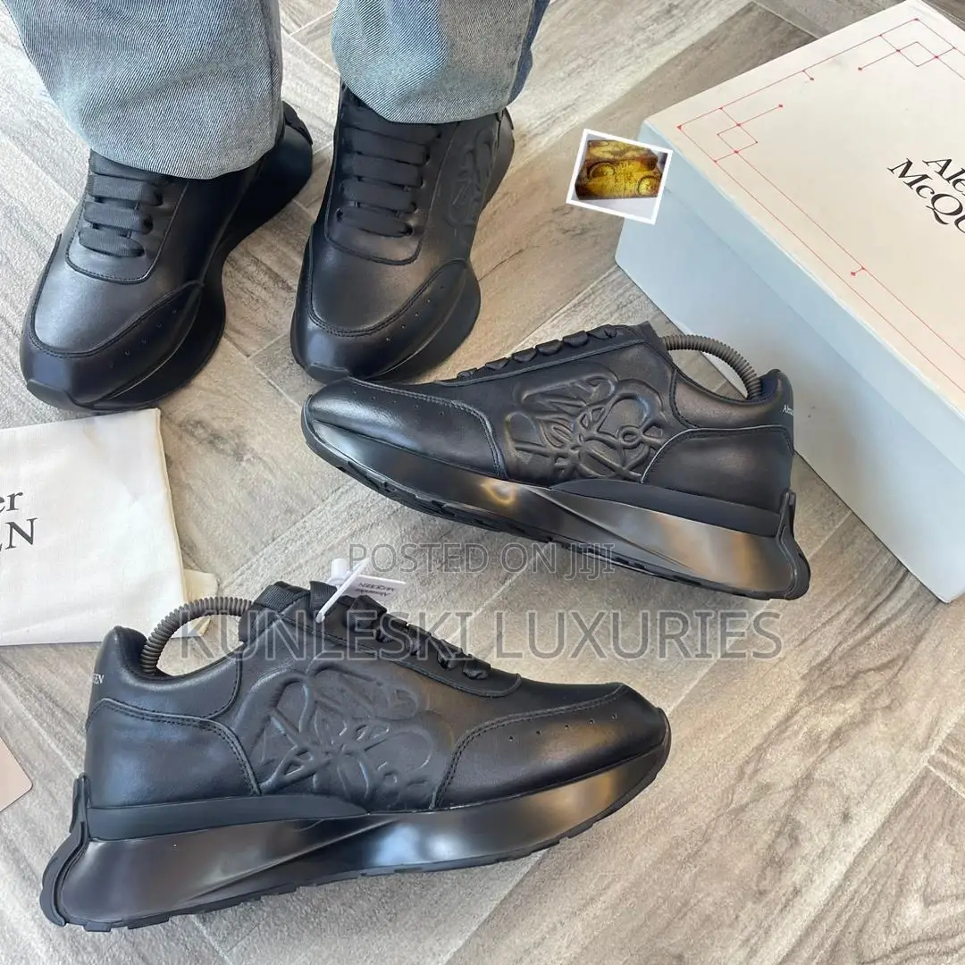 Original Alexander McQueen Sprint Runner Leather Sneakers