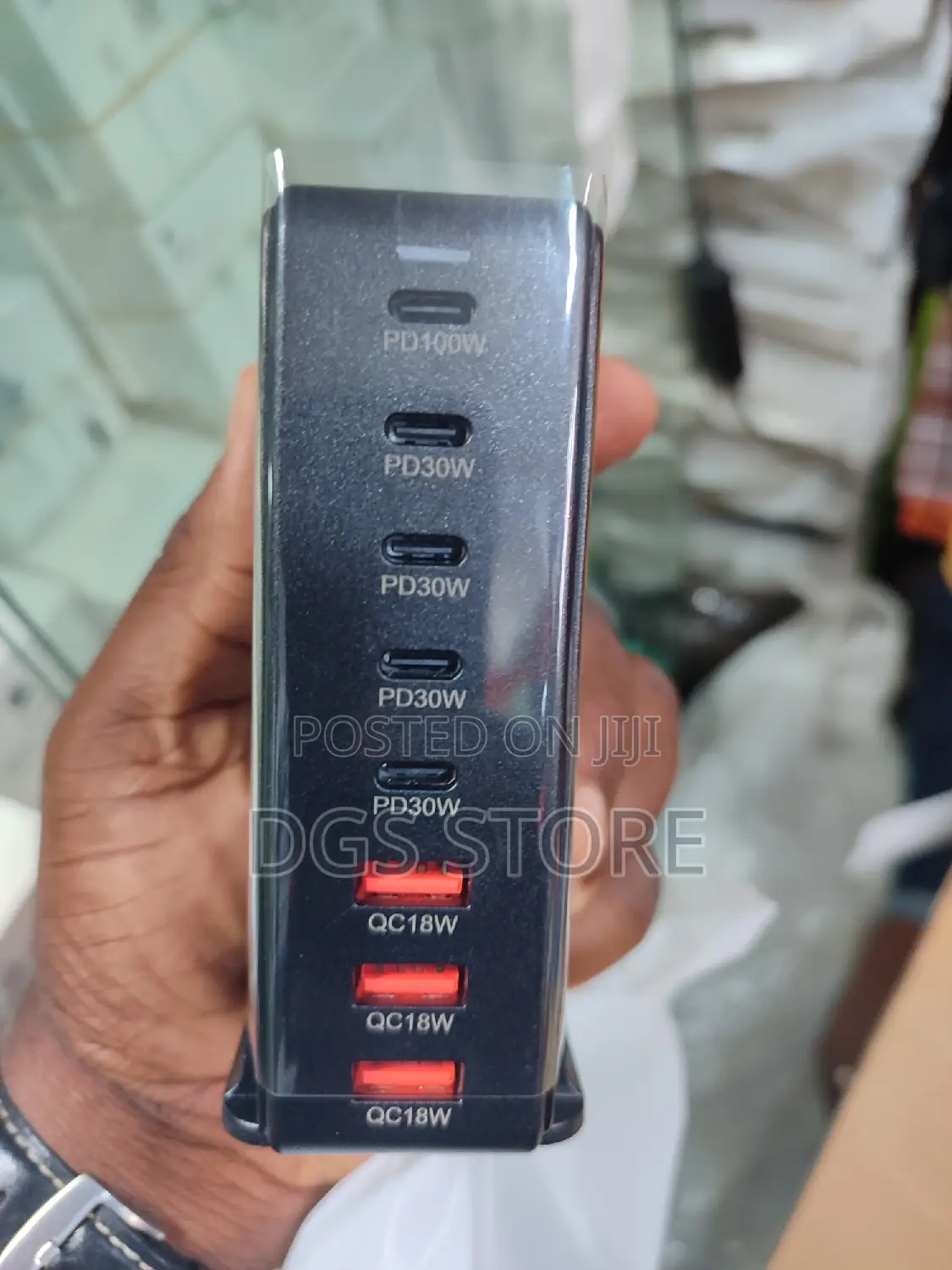 The Lion Gan Pro Desktop Fast Charger Gan 268w