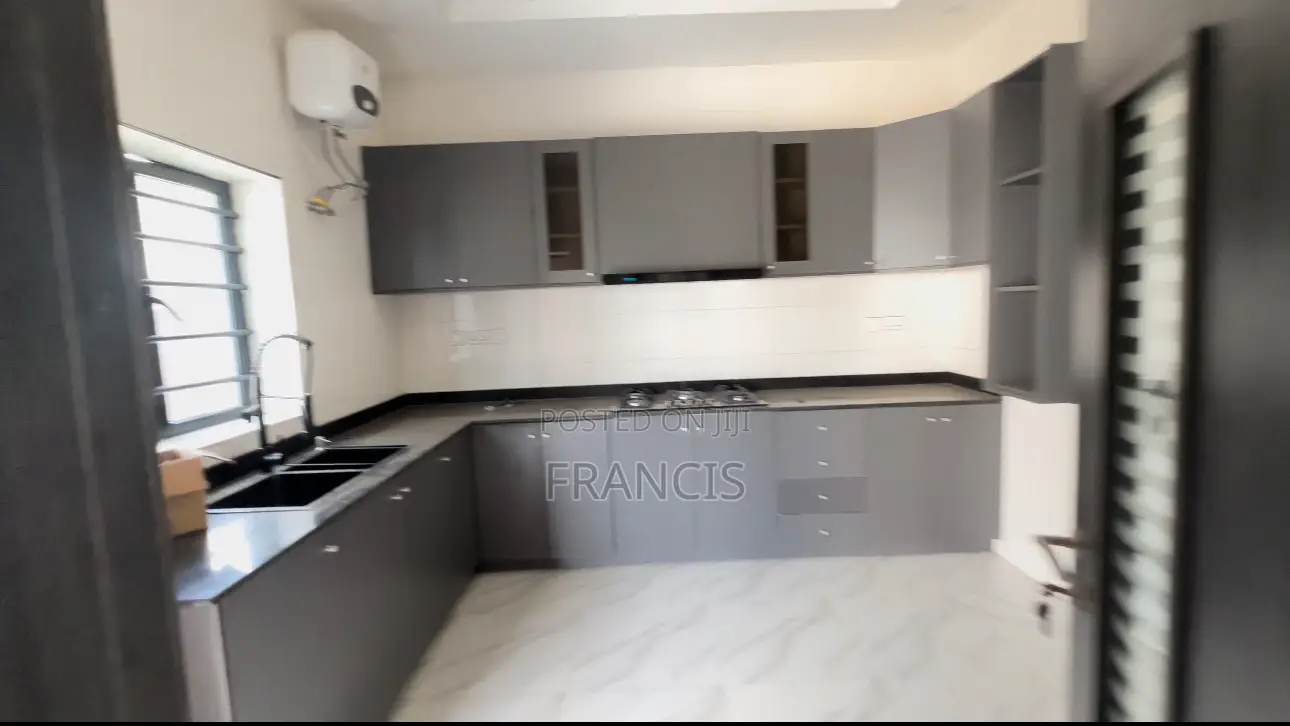 3bdrm Bungalow in Efab Queens, Gwarinpa for sale