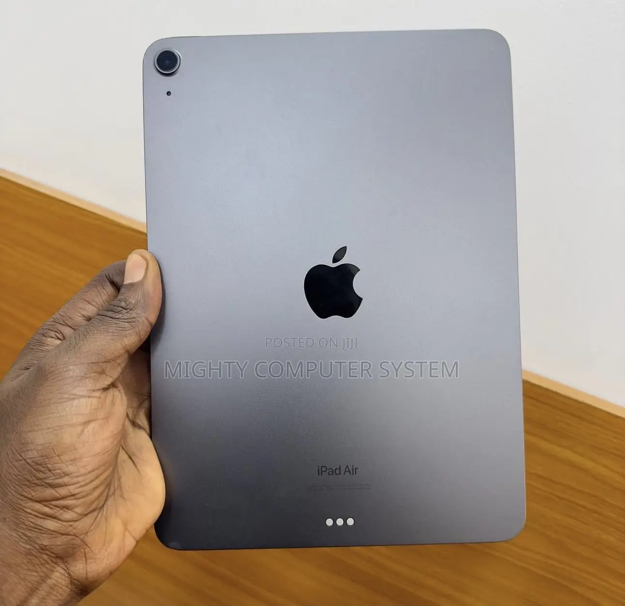 Apple iPad Air (2022) 64 GB