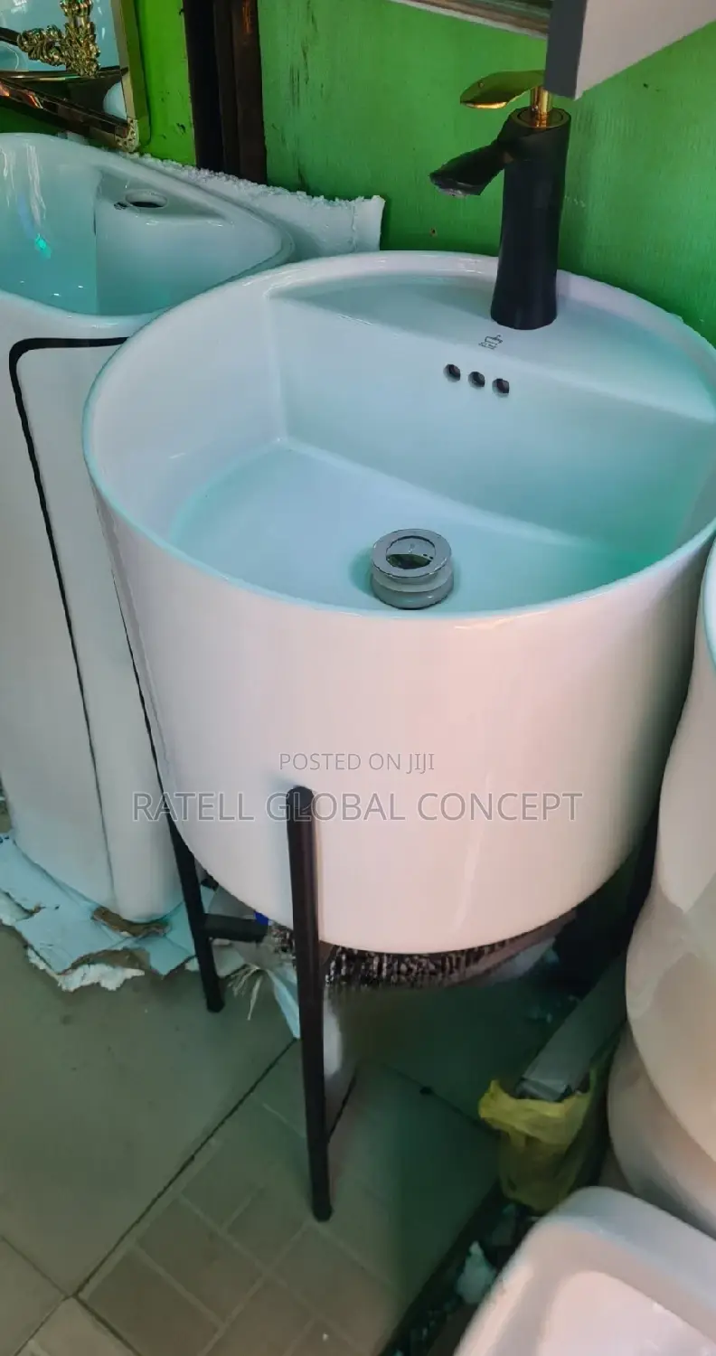 Dining Wash Hand Basin With Iron Stand