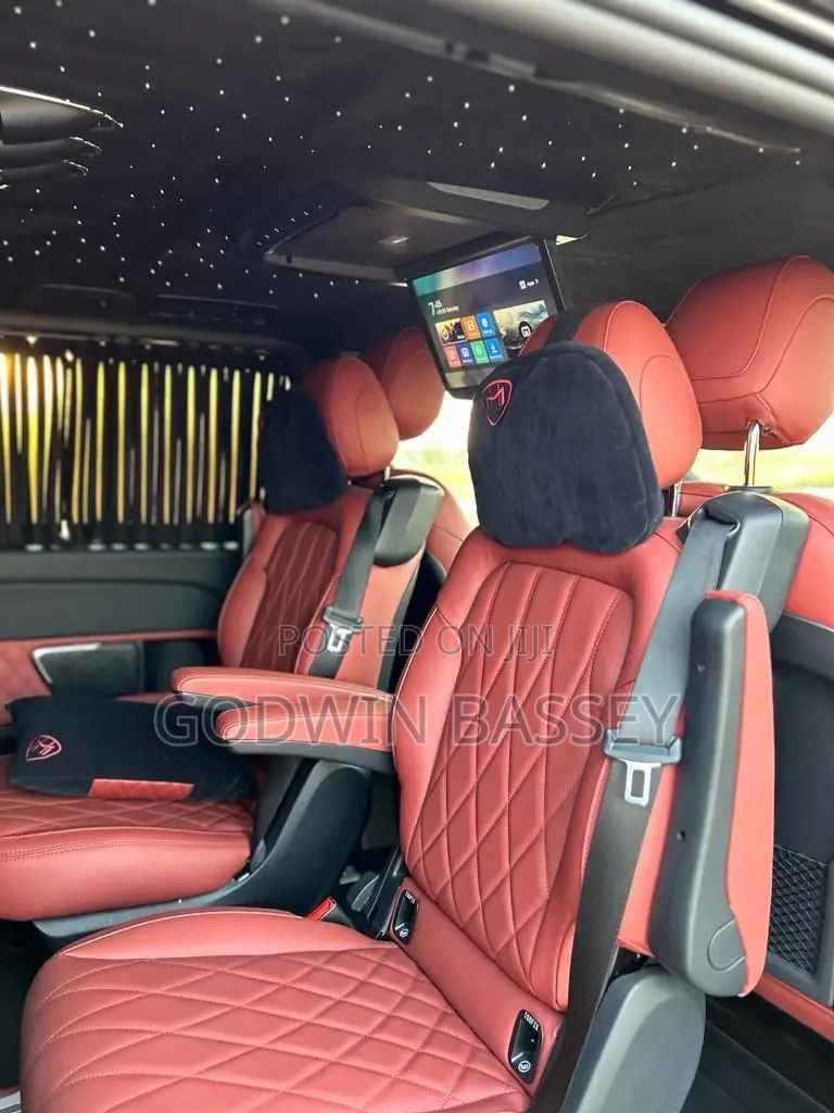 Mercedes Viano Available for Hire and Rental