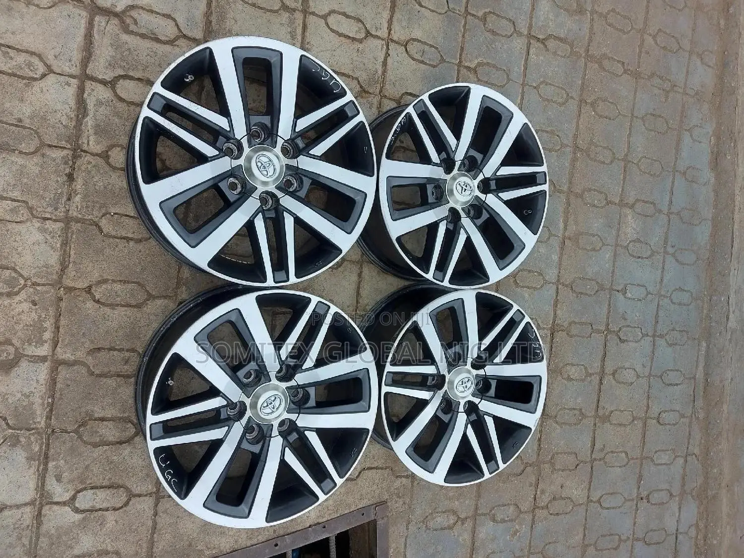 Toyota Prado 18rim