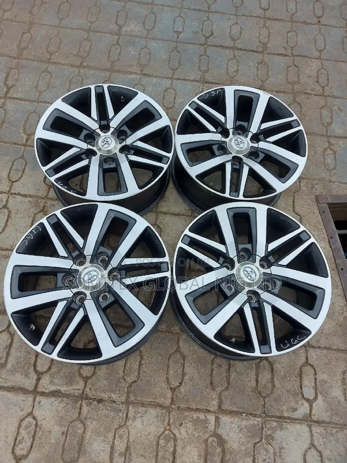 Toyota Prado 18rim