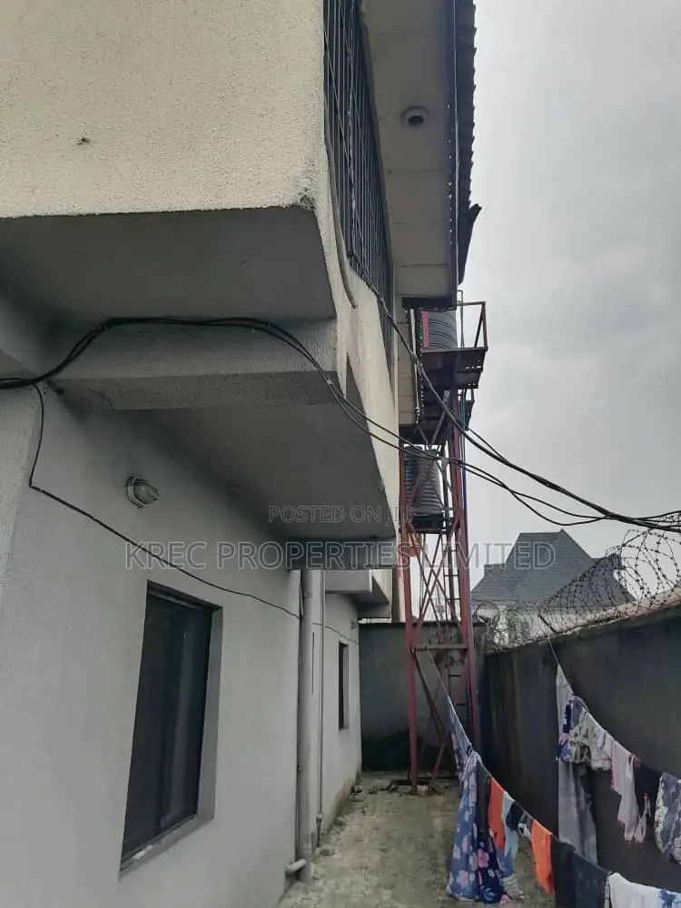 3bdrm Block of Flats in 4Units Of 3Bed, Orazi for sale