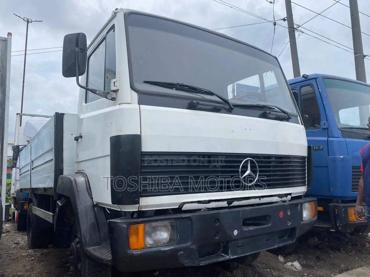 Mercedes Benz 814 V6 2002 White