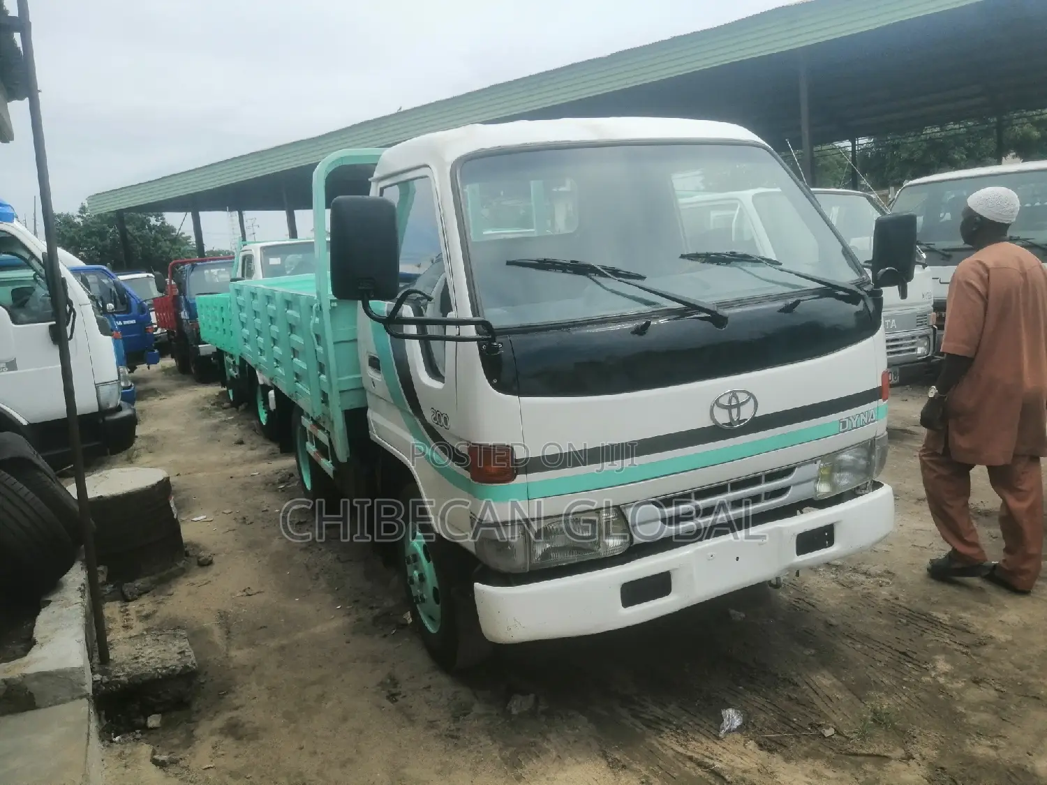 Toyota Dyna 200 Pickup Truck 6tyres Petrol Foreign Used