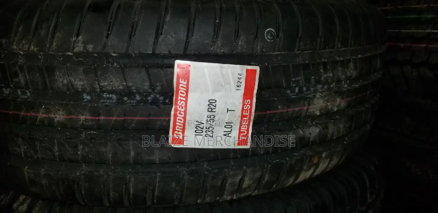 235/55/20 Dunlop Tyre
