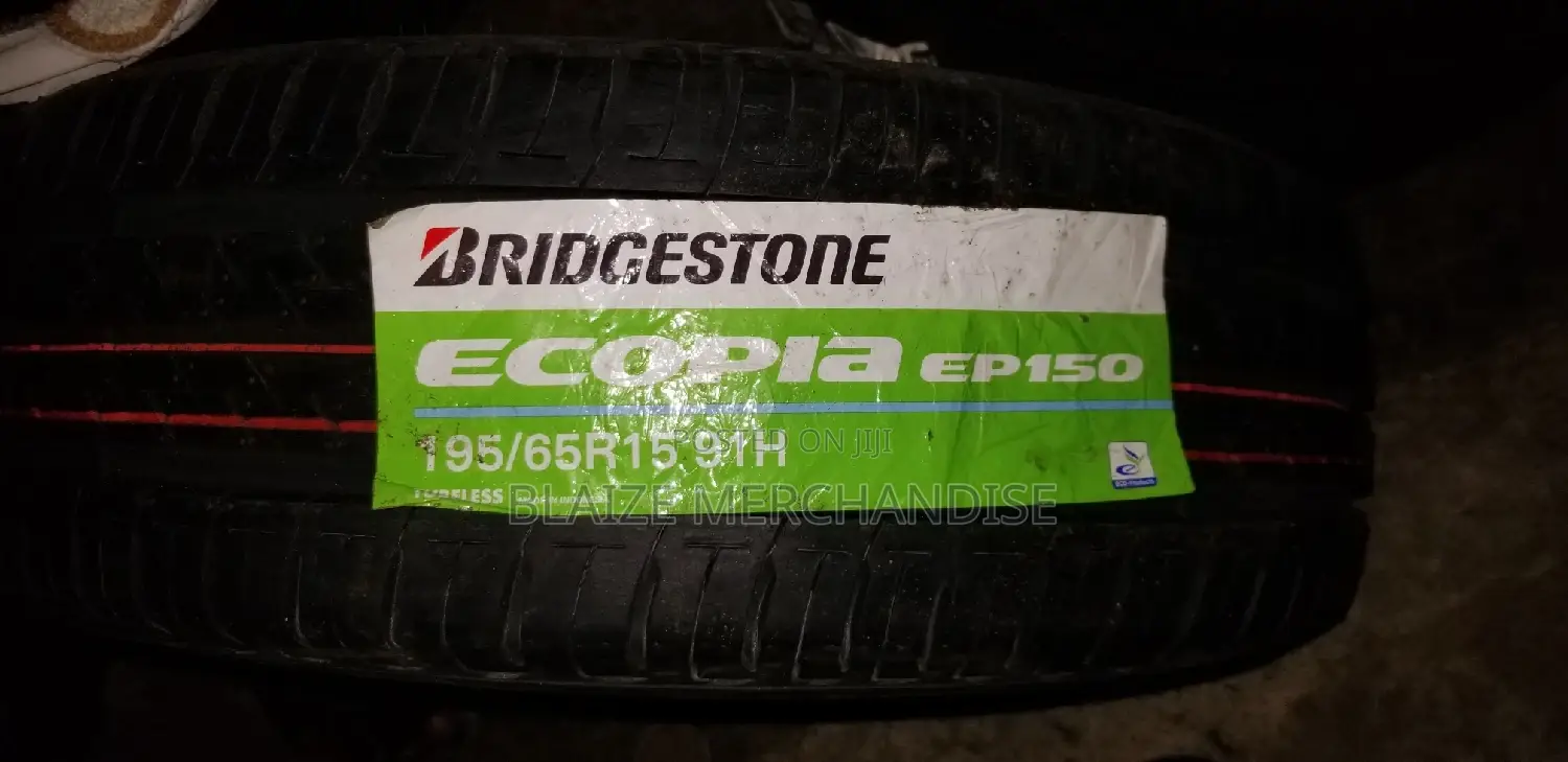 215/55/17 Briston Tyre