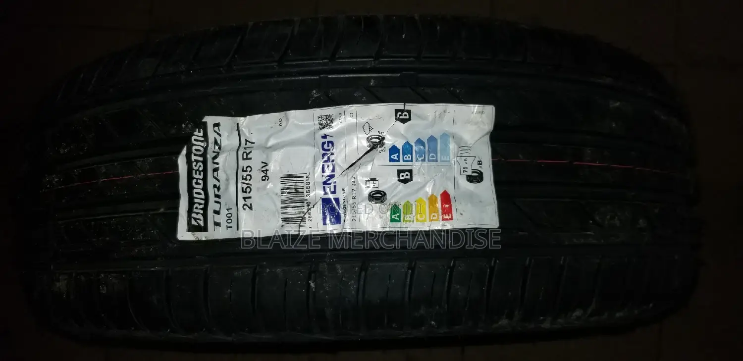 215/55/17 Briston Tyre