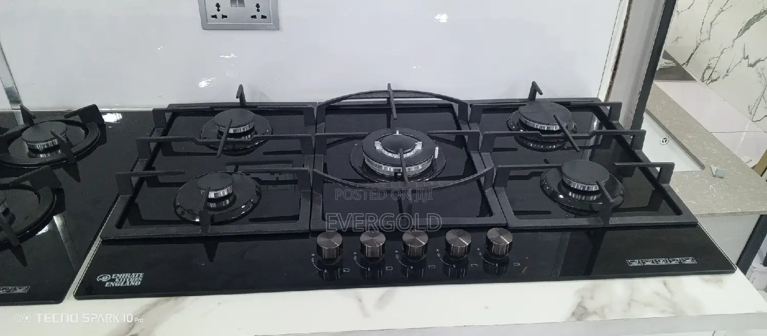 5 Burner Cooker in Built With Safety Device, Auto Ignition