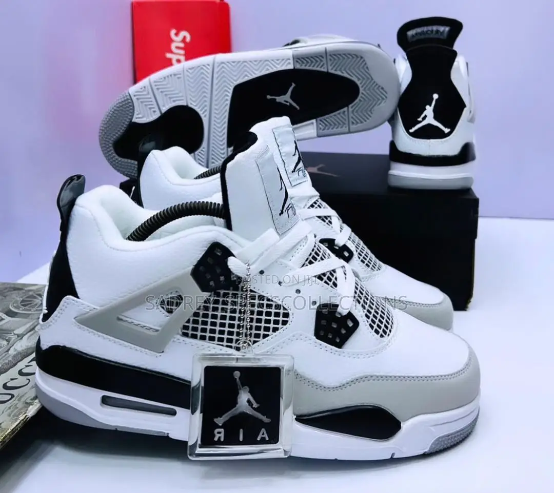High Quality Luxury Designer Sneakers For Men