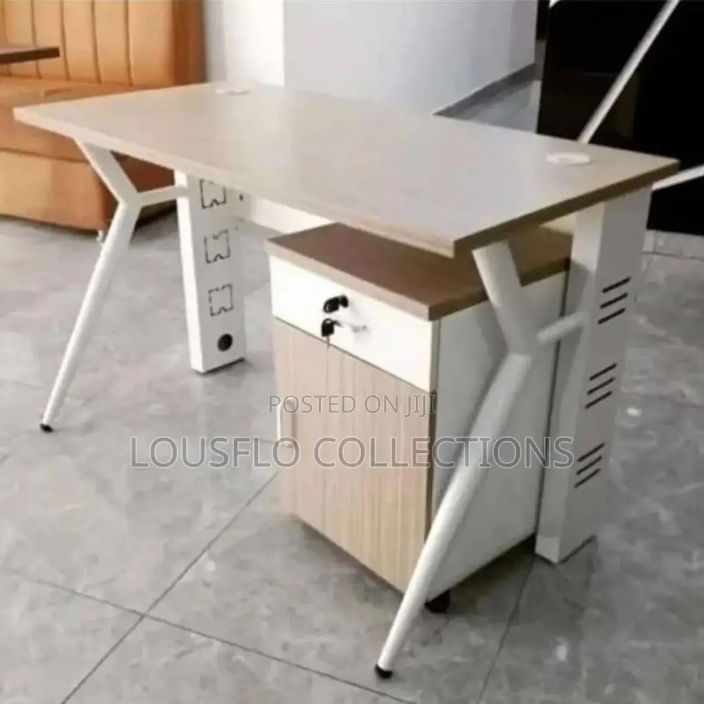 Quality Office Table With Mobile Drawer