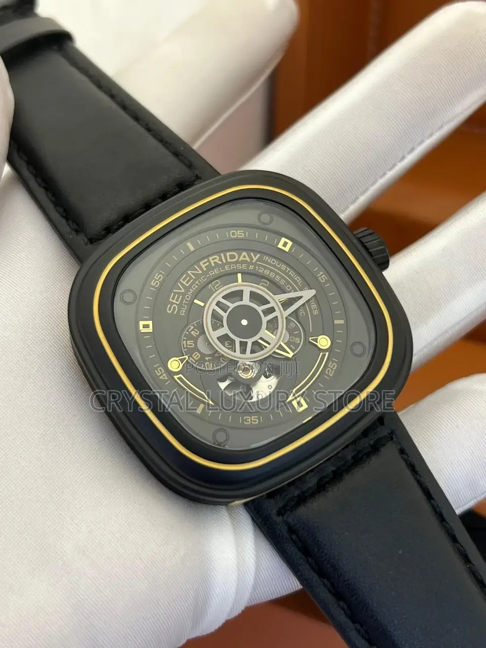 Sevenfriday Luxury Leather Strap Wrist Watches