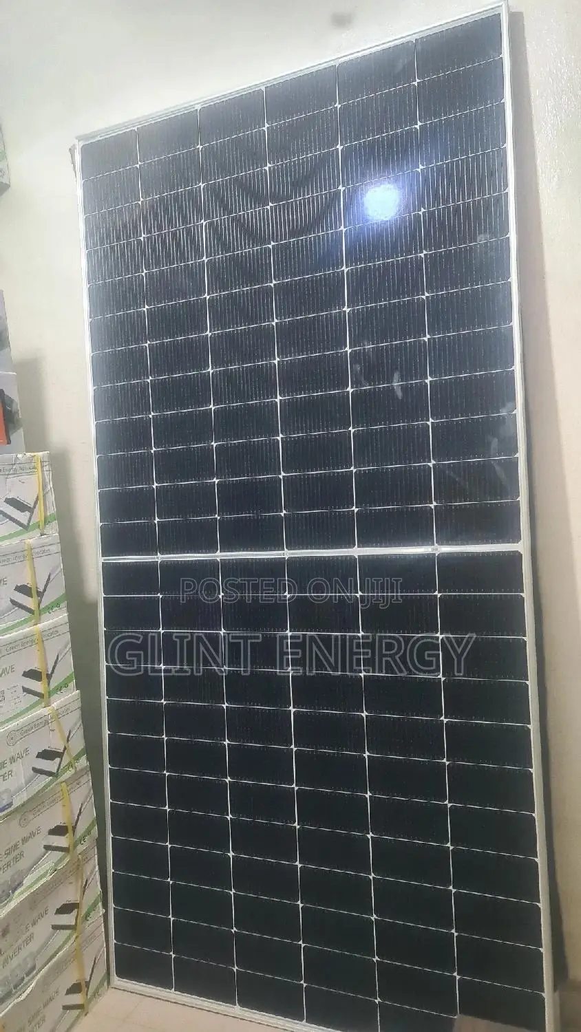558w Jinko Monocrystalline Panels