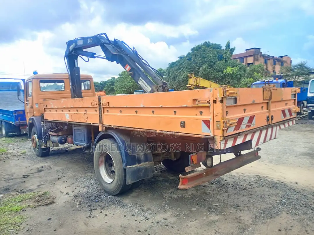 Mercedez1017 Hyaib Truck 6tons