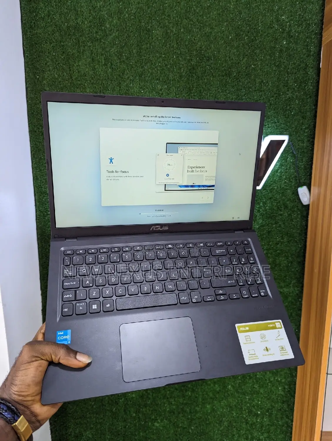Laptop Asus VivoBook 15 X505BA 8GB Intel Core I3 SSD 256GB