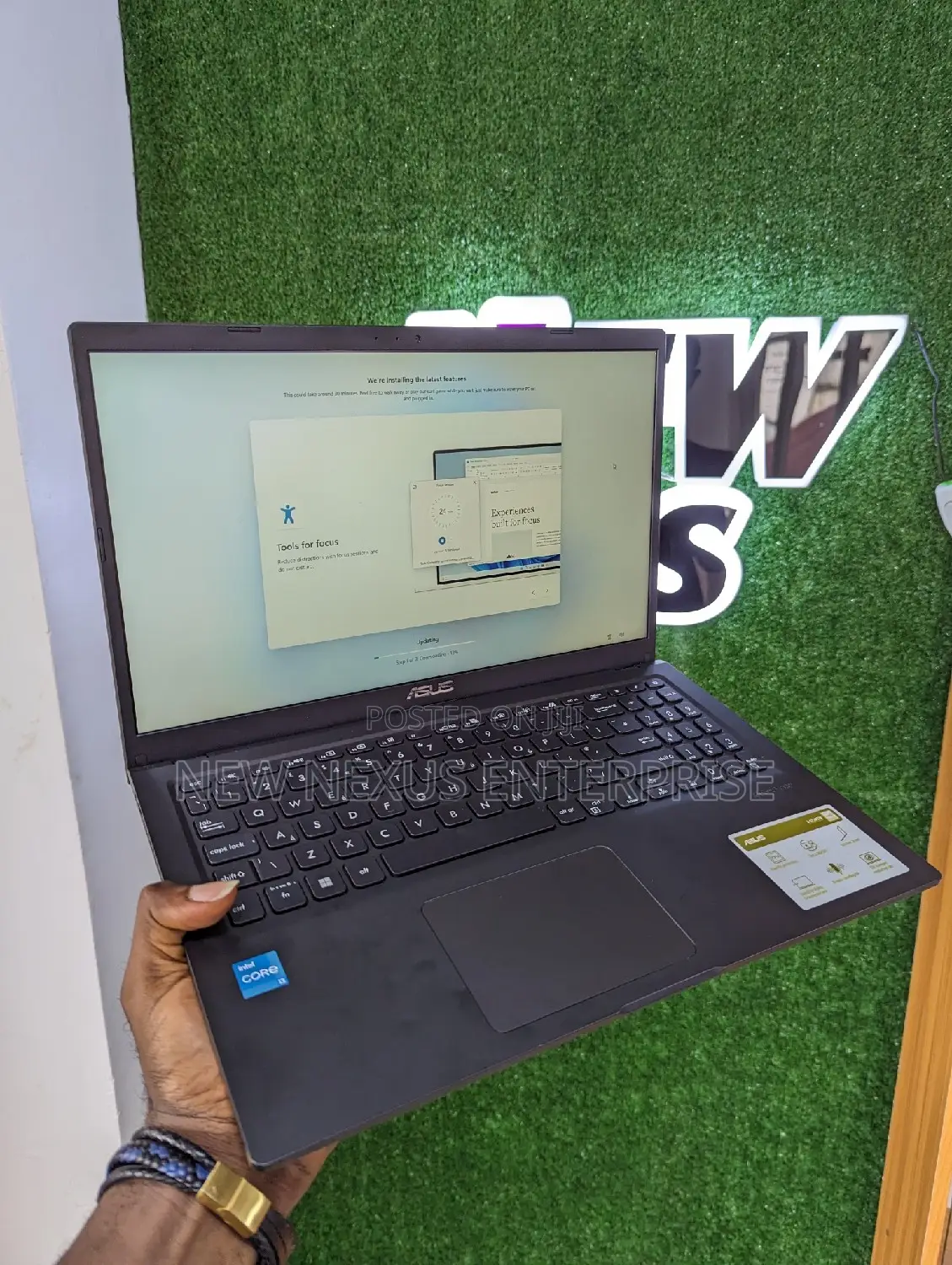 Laptop Asus VivoBook 15 X505BA 8GB Intel Core I3 SSD 256GB