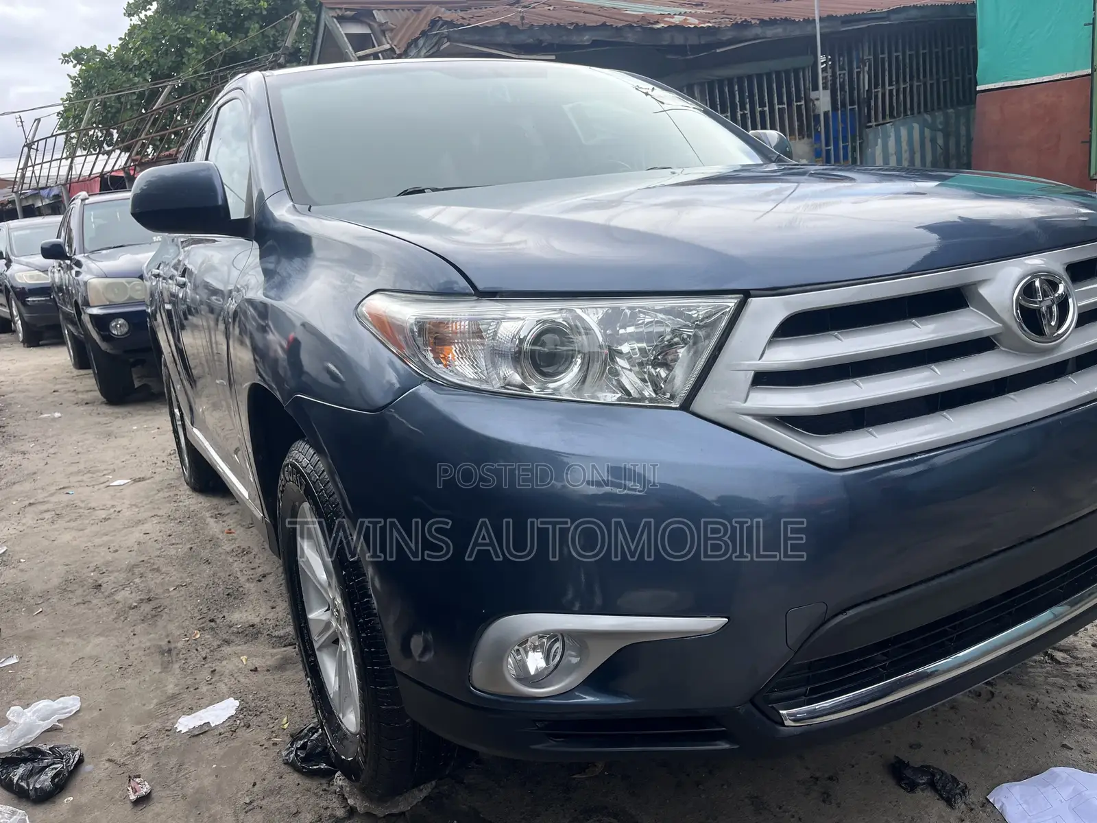 Toyota Highlander Limited 3.5l 4WD 2013 Blue