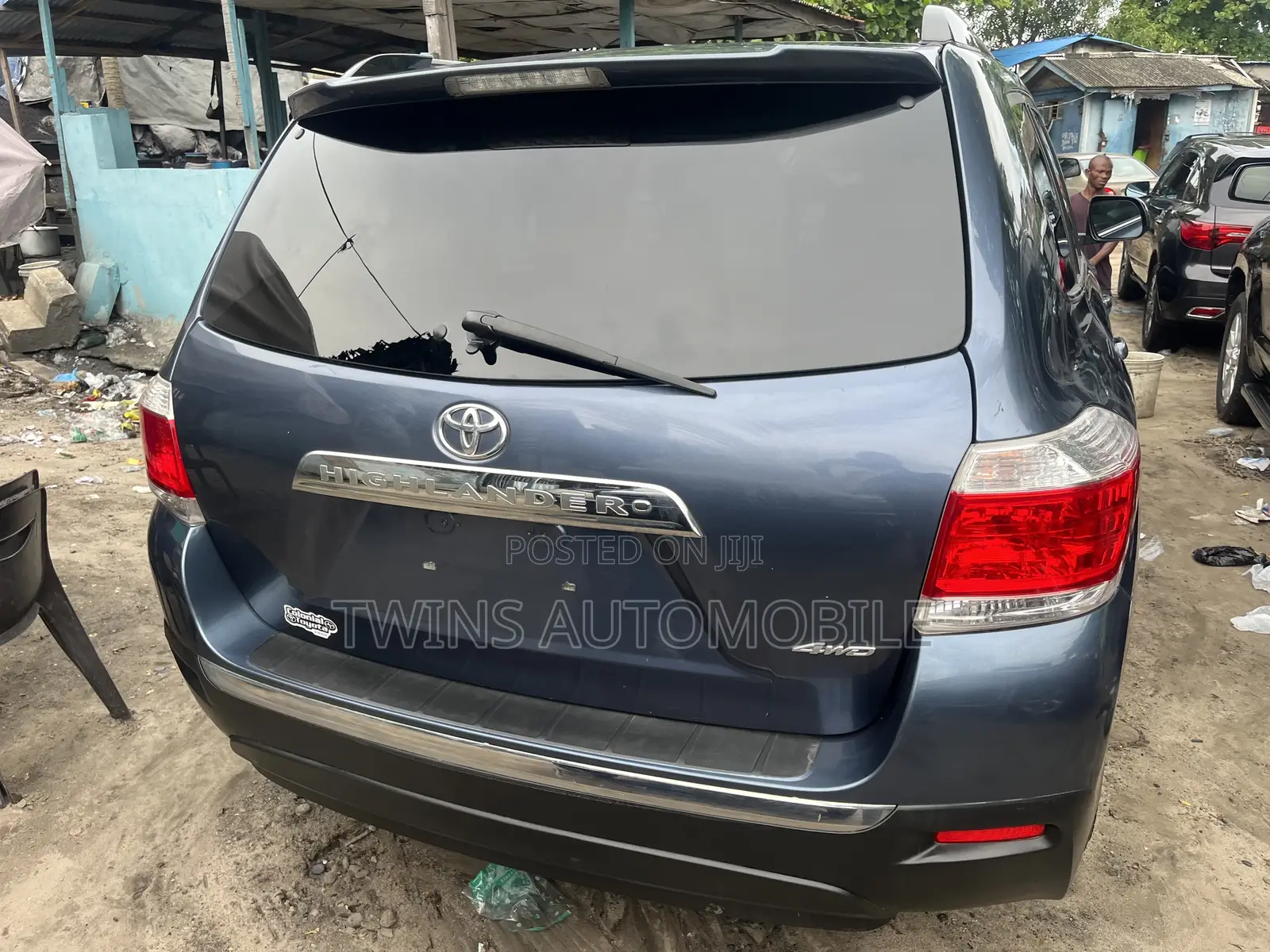 Toyota Highlander Limited 3.5l 4WD 2013 Blue