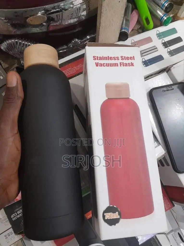 750ml Stainless Steel Flask With Bamboo Lid