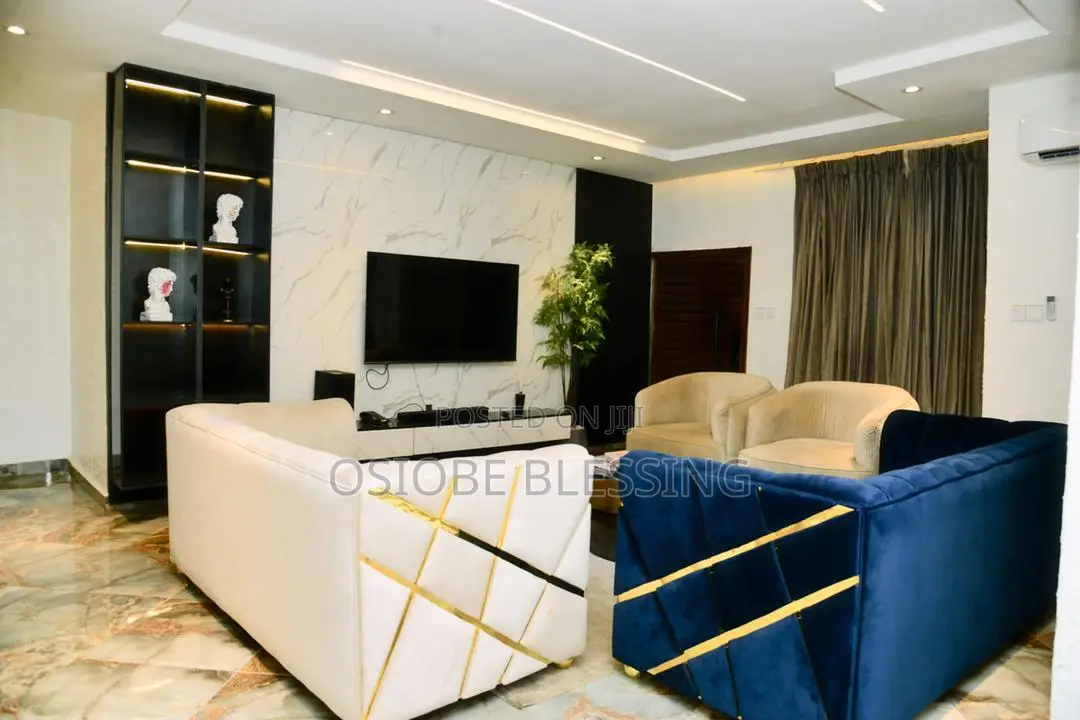 One Bedroom in Benin City Off Airport Road