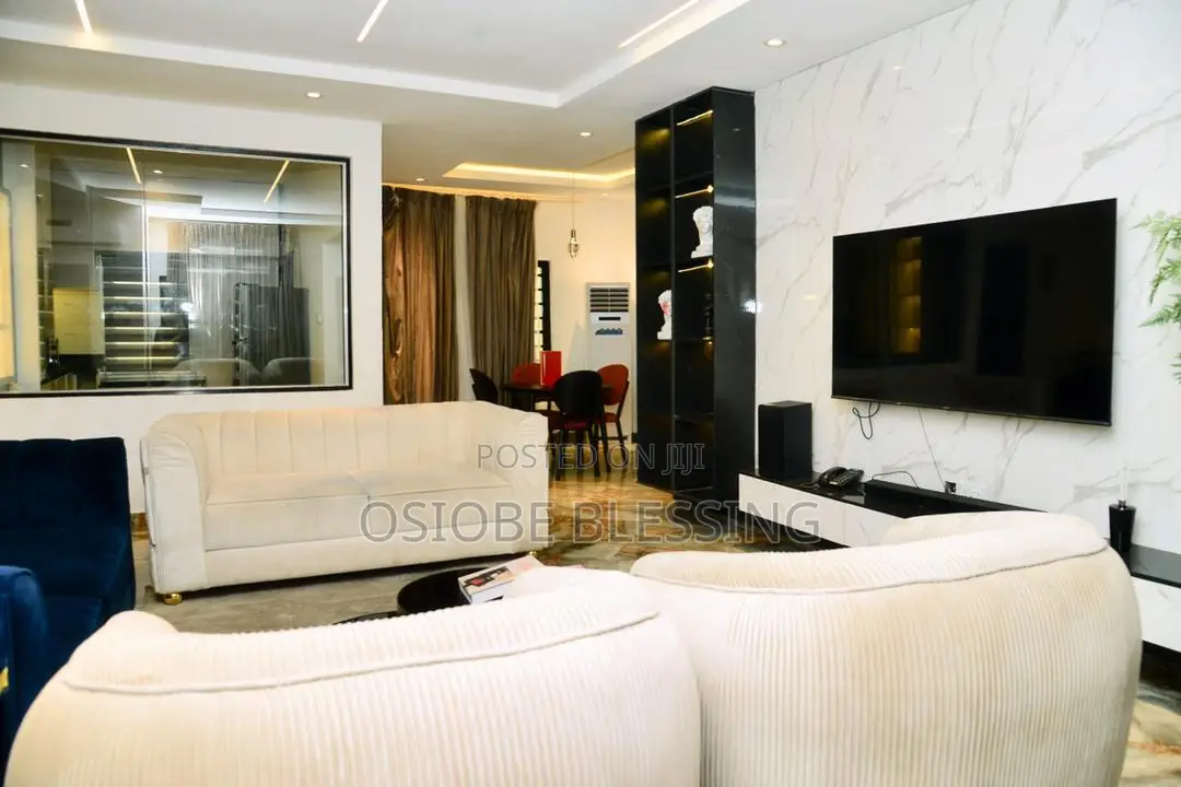 One Bedroom in Benin City Off Airport Road