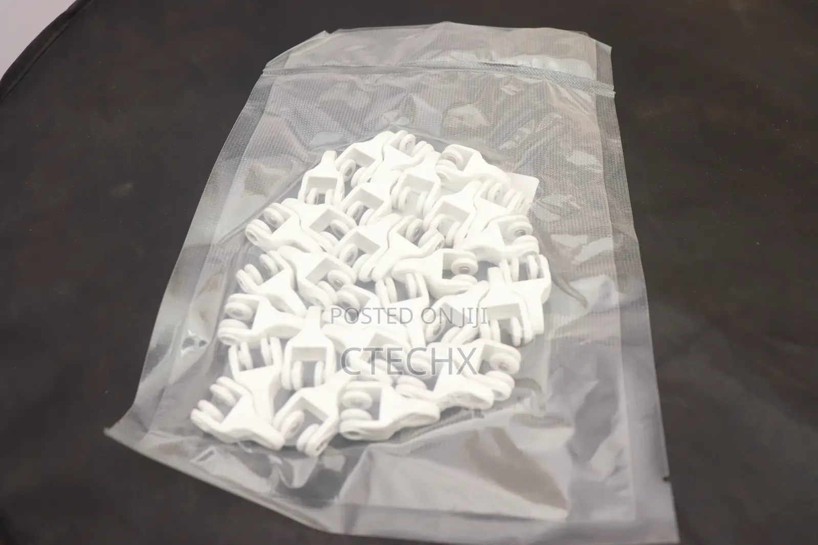 50 PCS Plastic White Curtain Track Glider Hooks