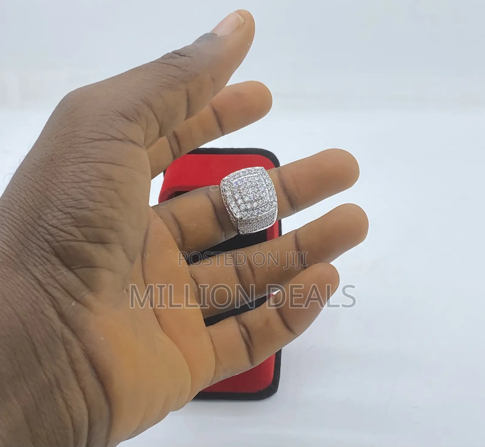 Iced Luxe Men’S Studded Stone Ring Silver
