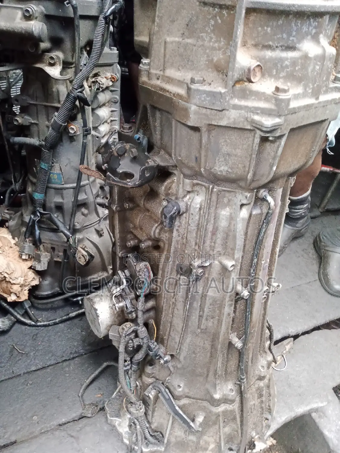 High Quality Certified Neat Fairly Used Gearbox Tundra 17pin