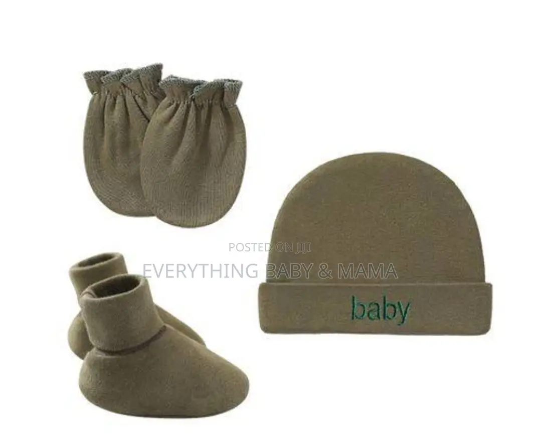 Cap, Mitten and Socks