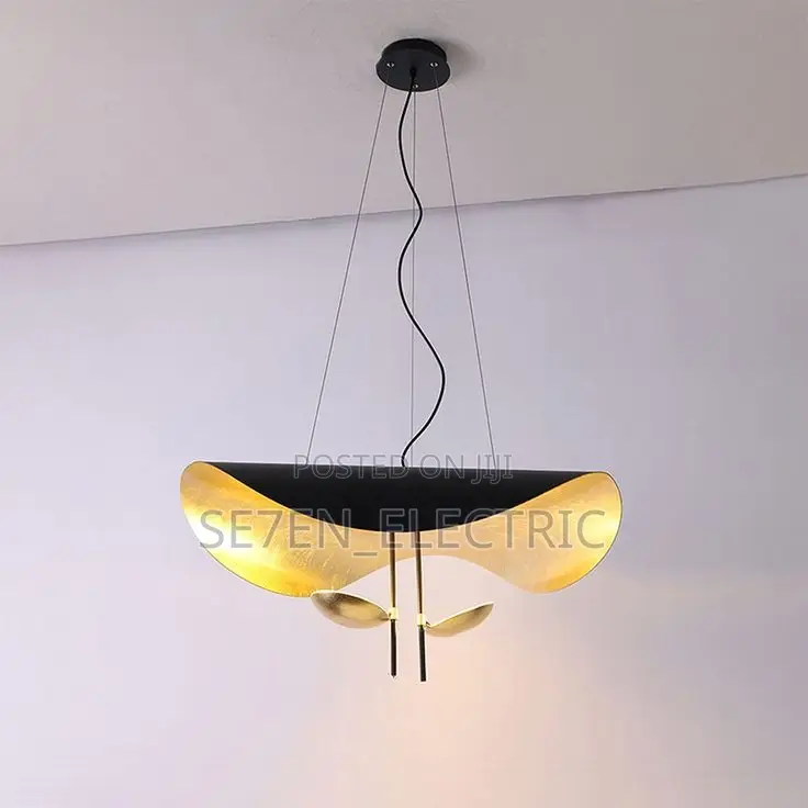 Dropping Pendant Chandelier.