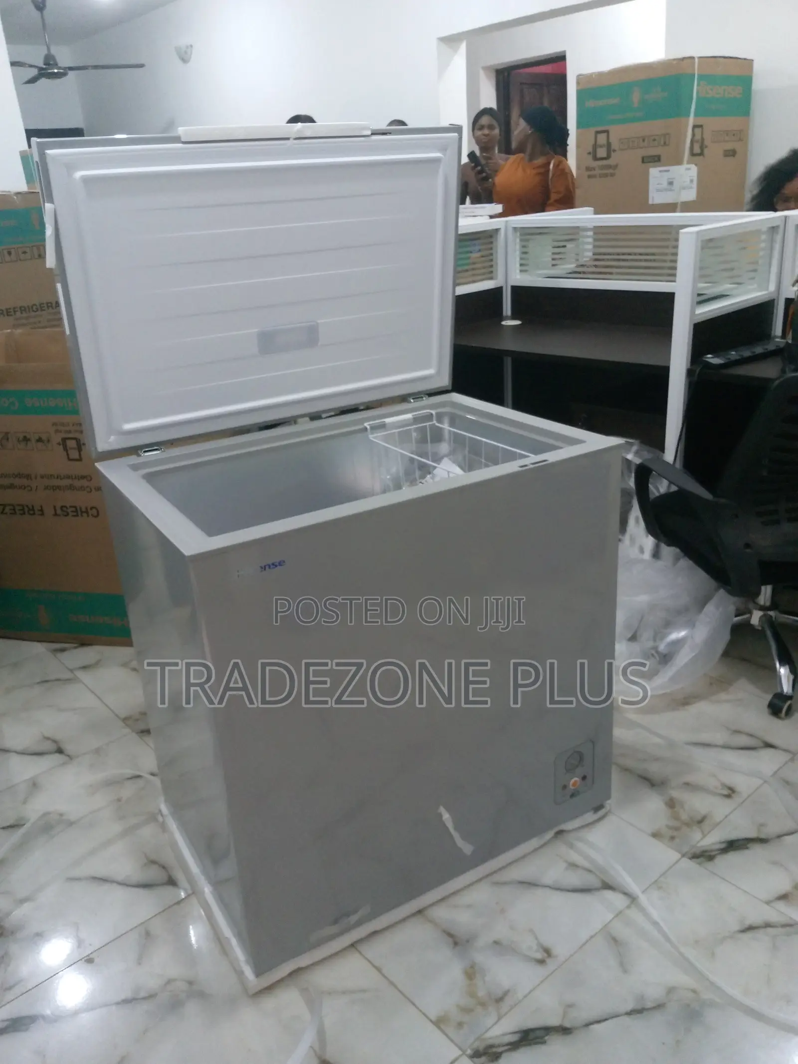 Fast Freezing Hisense Silver Chest Freezer