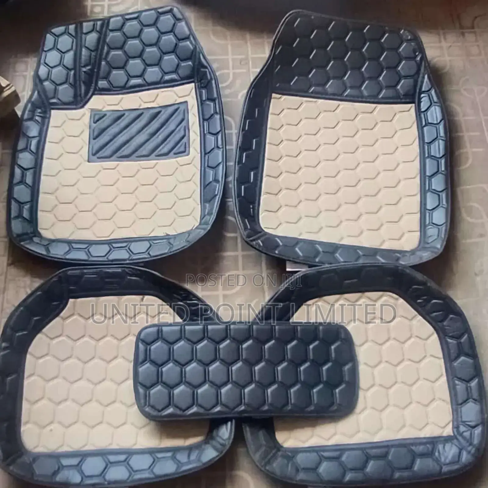 Universal Tiles Mat Cream And Black