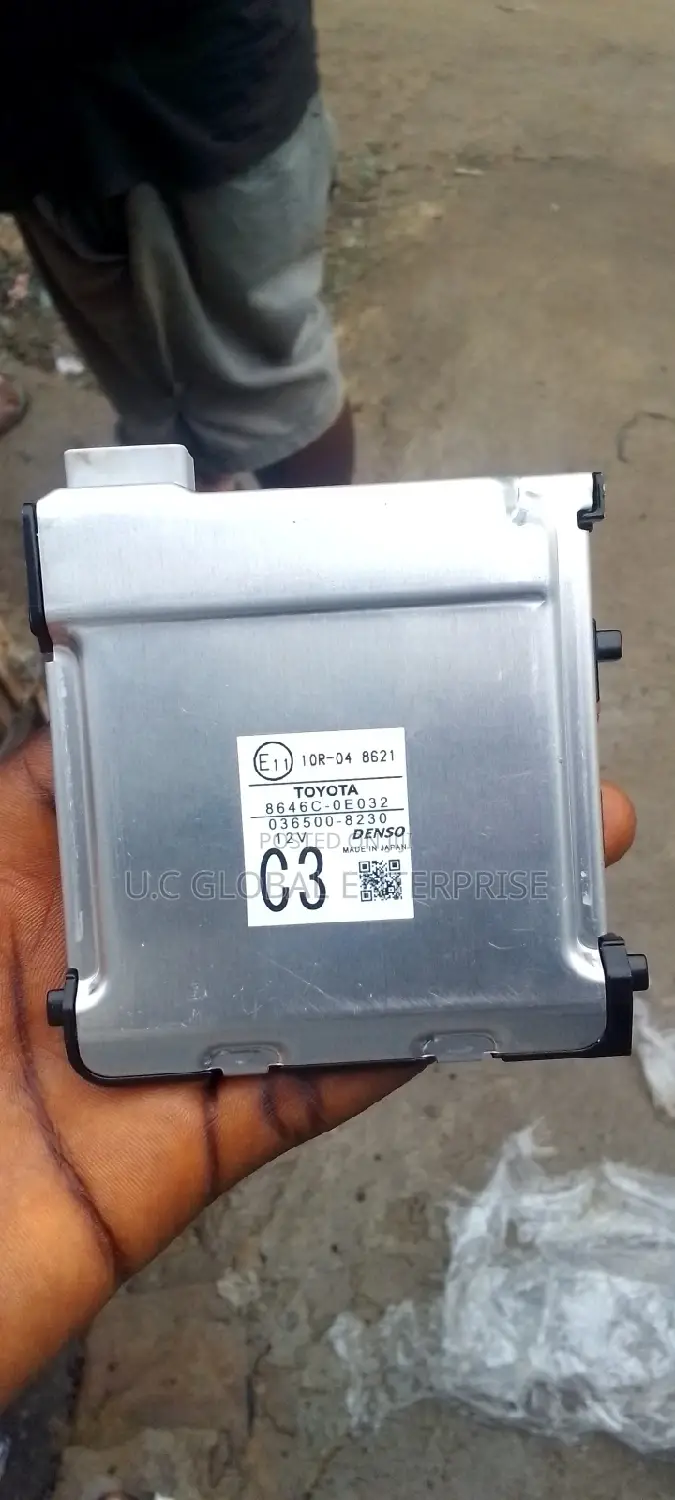 Dm for Windscreen Camera for Rx 350 2018 Available