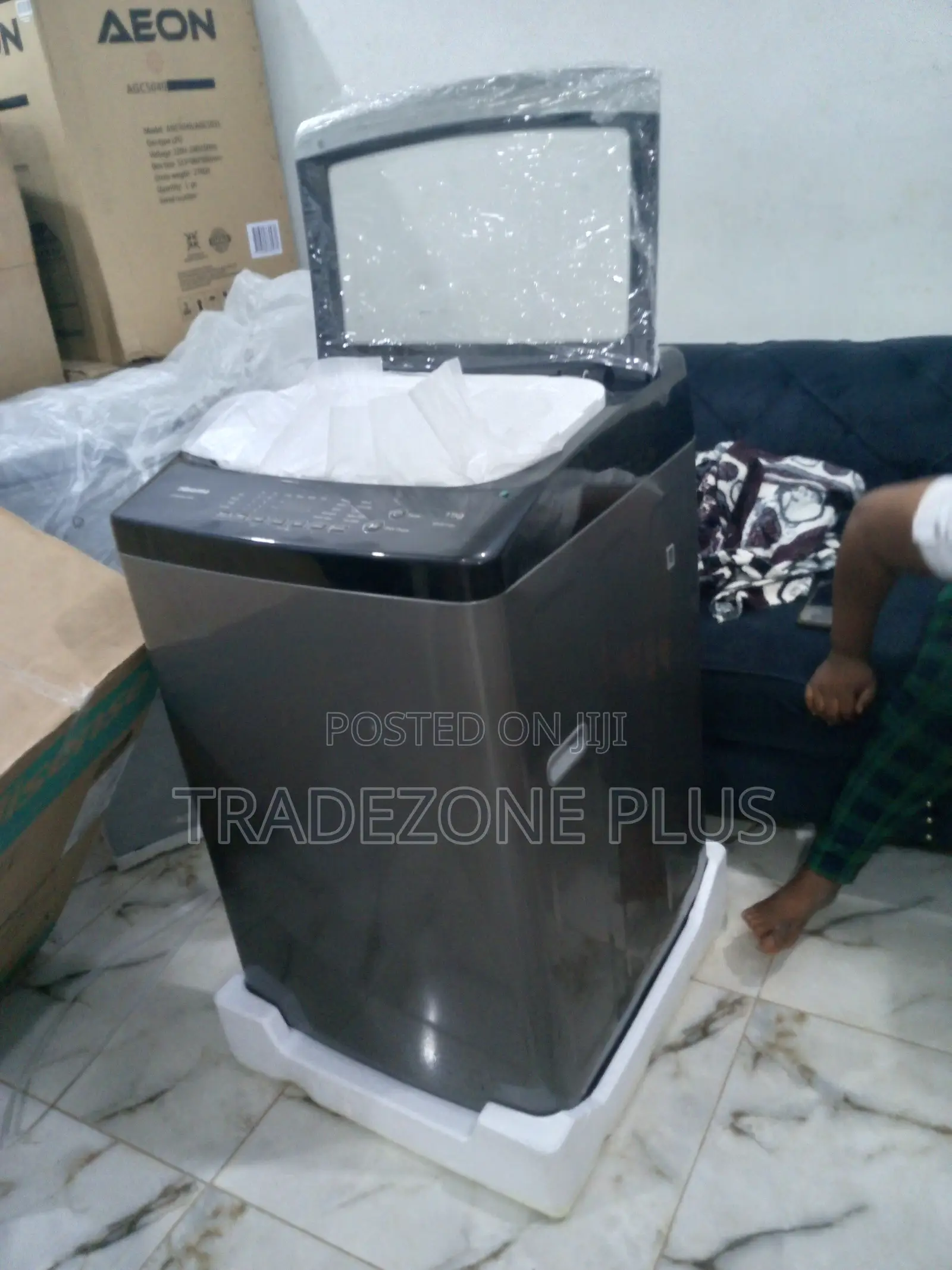 10.5kg Hisense Washing Machine