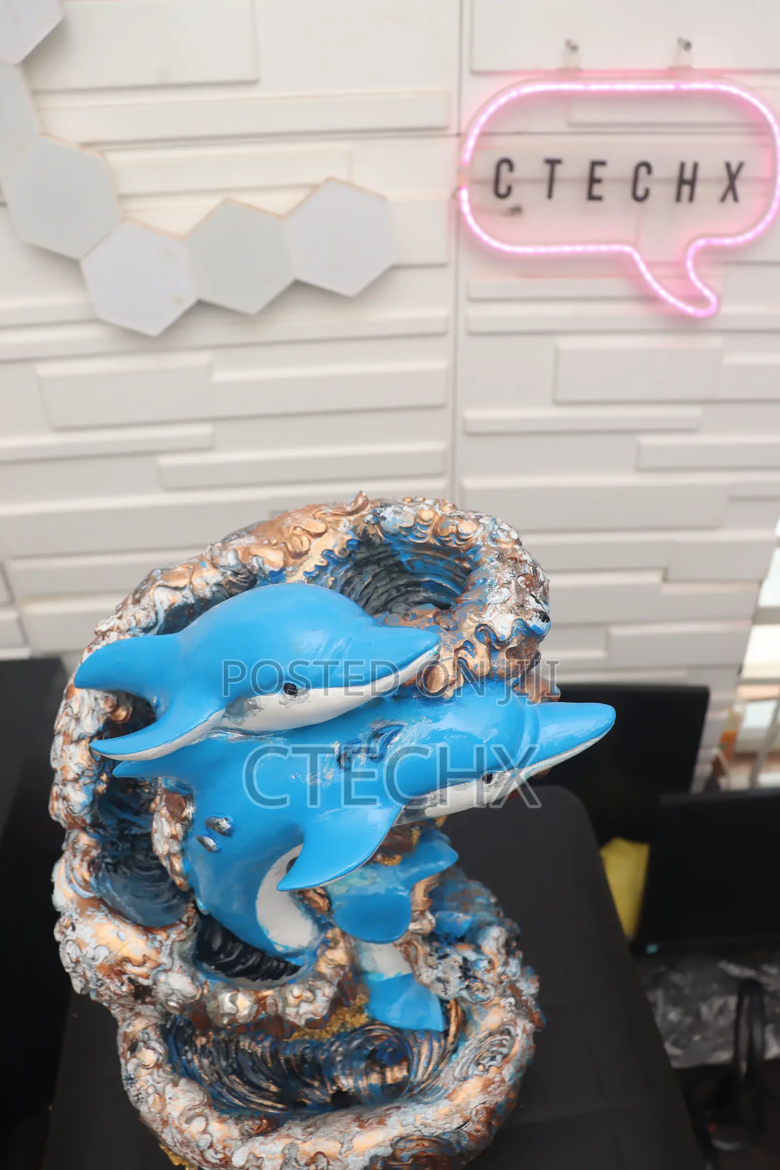 Dolphin Table Fountain, Blue