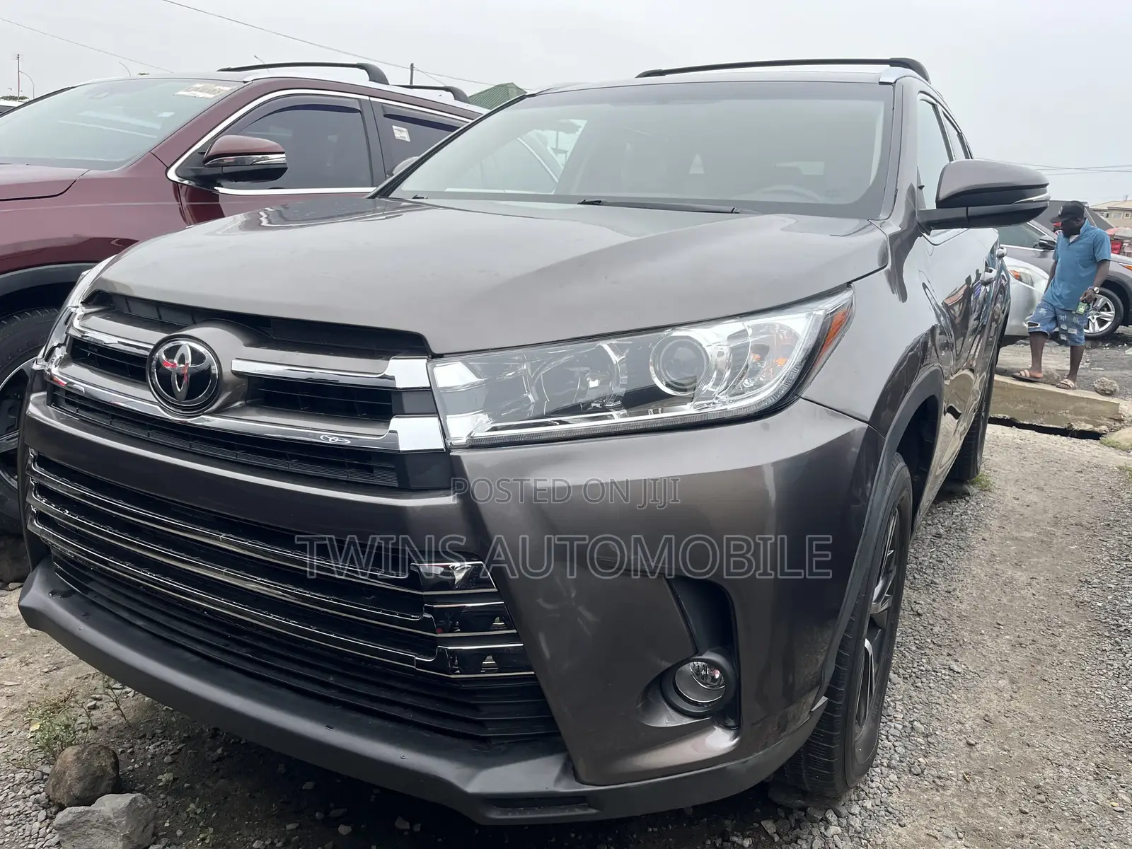 Toyota Highlander XLE V6 4x4 (3.5L 6cyl 6A) 2016 Gray