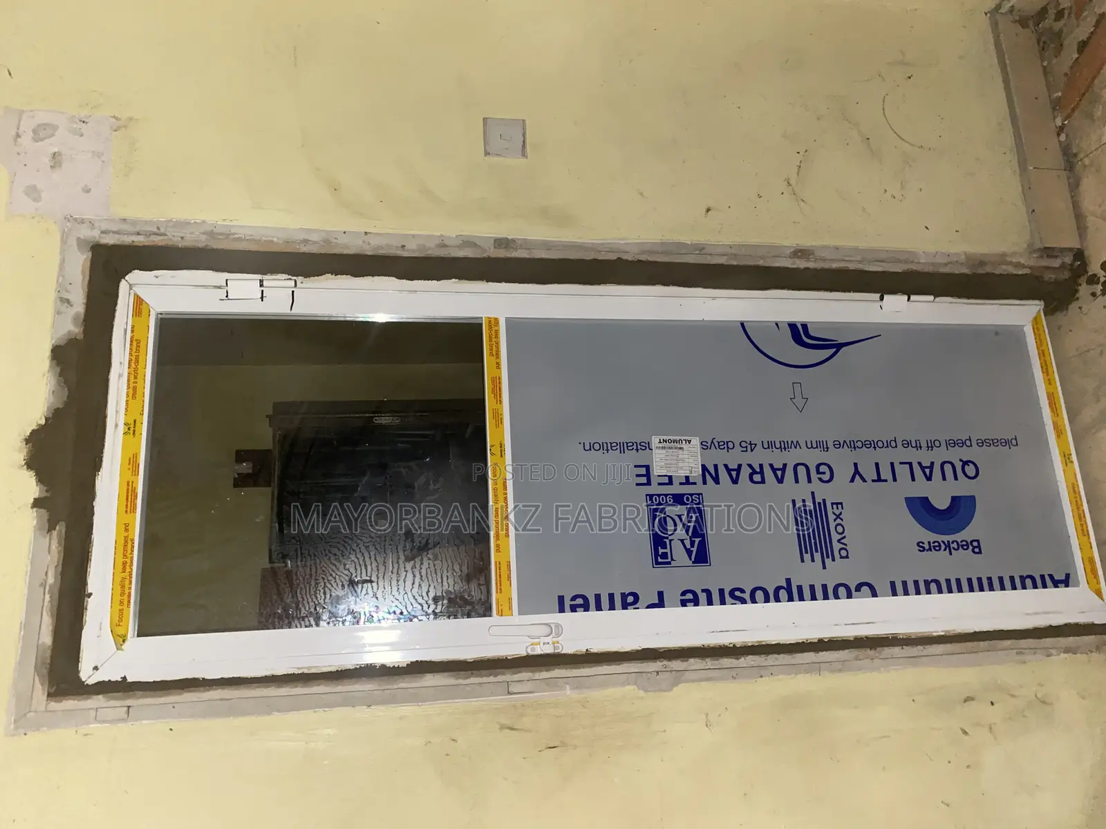 Aluminium Toilet Door With Mirror