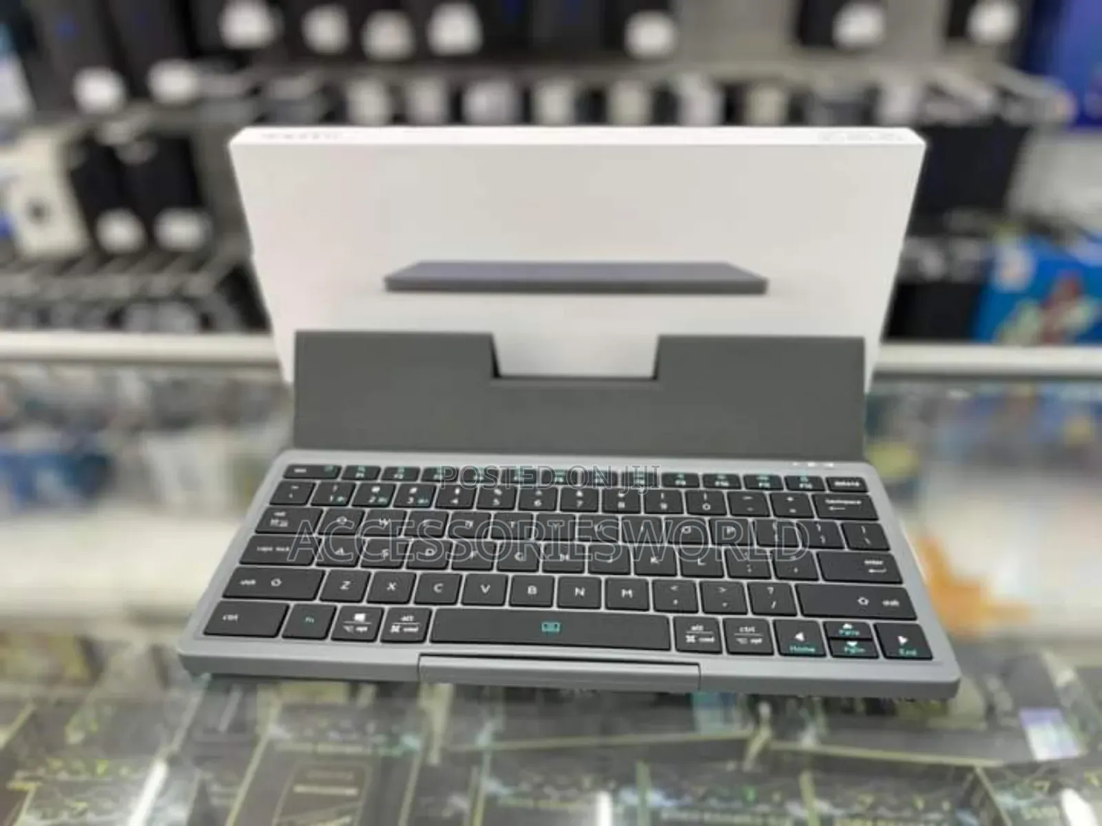 KF8700 Bluetooth Keyboard With Foldable Trackpad