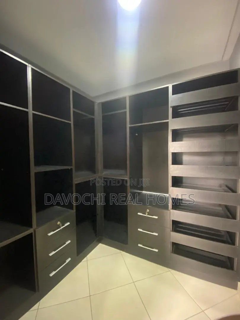 3bdrm Duplex in Lekki Phase One for rent
